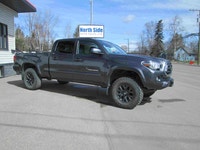 2023 Toyota Tacoma SR5 4x4 with only 45,996km! Equipped with remote keyless entry, power windows, po... (image 2)