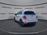 This Chevrolet Trax has a durable Turbo Gas 4-Cyl 1.4L engine powering this Automatic transmission.... (image 5)