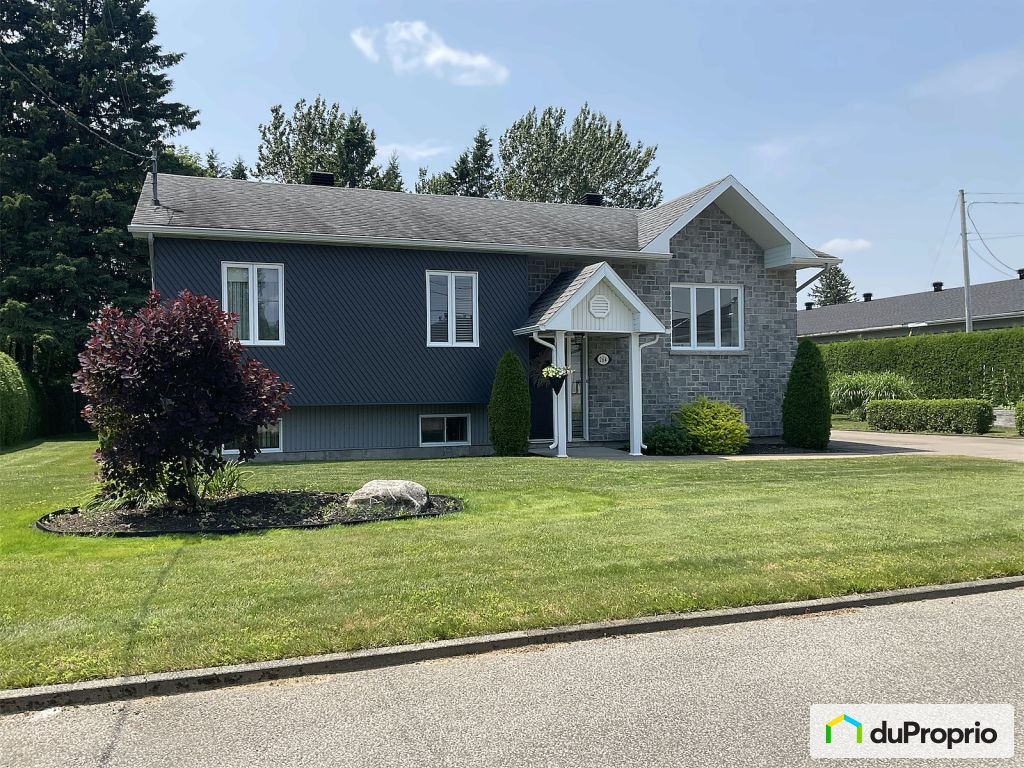$499,000 - Bungalow for sale in St-Marc-Des-Carrières — photo 2
