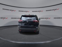 // ACCIDENT FREE!! // // SINGLE OWNER! // This 2024 Nissan Rogue SV AWD is a smart choice for driver... (image 6)