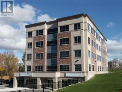 Located just steps from Royal Victoria Regional Health Centre with easy access to Highway 400, this...