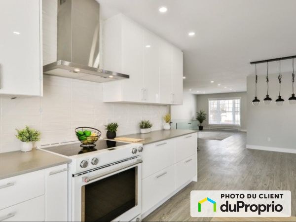 $559,000 - Condominium for sale in Chomedey — photo 1