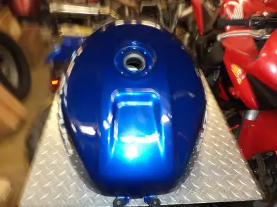 sonic cycle has a 2001 -02 gsxr -1000 gas tank blue and white . mint cond. super clean inside $400.0...