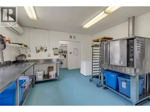 368 Vancouver Avenue Penticton, British Columbia in Commercial & Office Space for Sale in Penticton - Image 31