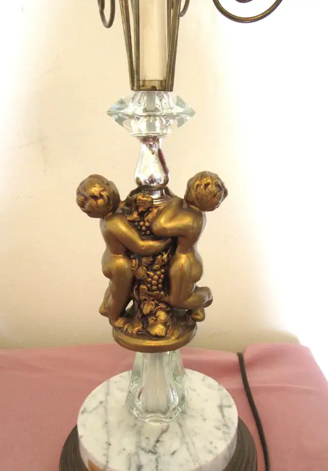 Hollywood Regency Style Cherub Table Lamps, Vintage in Indoor Lighting & Fans in City of Montréal - Image 7