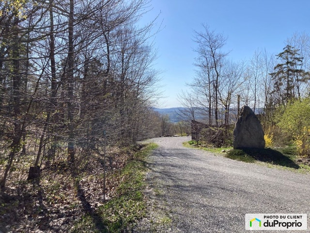 $699,500 - Residential Lot for sale in Sutton — photo 1