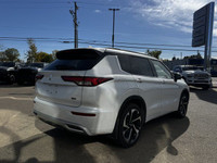 *About This Used Mitsubishi Outlander for sale in Alberta* This Mitsubishi Outlander delivers a Regu... (image 8)