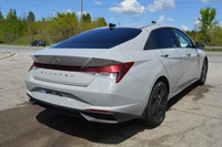 2021 Hyundai Elantra Preferred 86,227 KM Now Only $18,550(Was $21,950) or $132 Bi-Weekly(O.A.C.). Bi... (image 4)