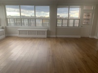 MUST SEE! STUNNING 3 BEDROOM 2 BATHROOM PENTHOUSE FOR RENT IN OLD SOUTH LONDON! LIMITED TIME OFFER:... (image 2)