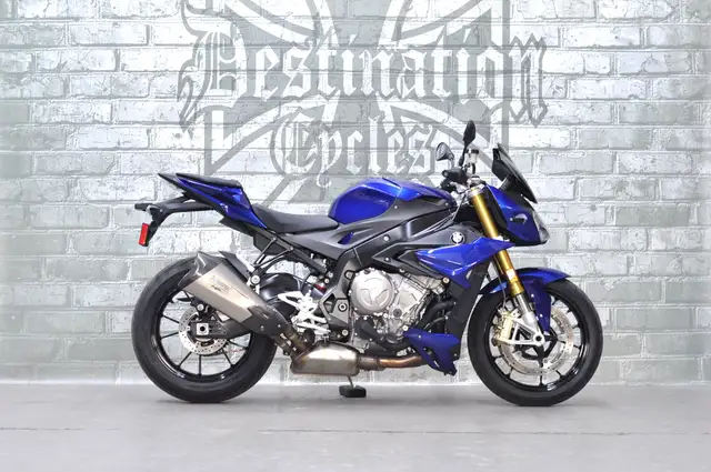 2020 BMW S1000R in Sport Bikes in Calgary - Image 4