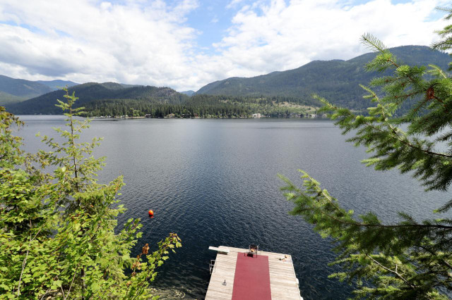 2840 BOAT ACCESS WEST SIDE PARKLAND Christina Lake, British Colu in Houses for Sale in Penticton