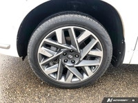 QUARTZ WHITE, OBSIDIAN BLACK, NAPPA LEATHER SEATING SURFACES, Wireless Phone Connectivity, Wheels: 2... (image 9)