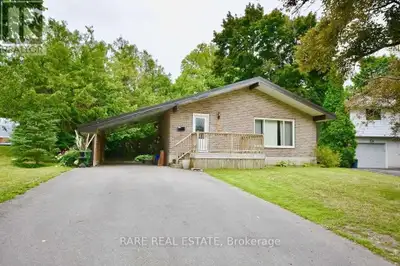 MAIN - 19 HOWARD CRESCENT Barrie (Wellington), Ontario