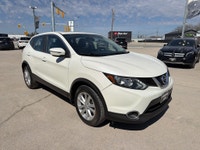 Drive smart with this well-equipped 2018 Nissan Qashqai SV—a compact SUV that blends efficiency, com... (image 6)