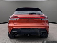 Heated Seats, Apple CarPlay, Power Liftgate, Navigation, Heated Steering Wheel! This 2022 Porsche Ma... (image 4)
