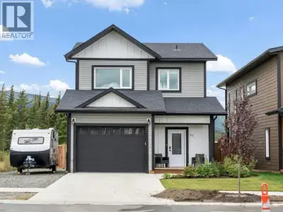 Welcome to this bright and inviting 3-bedroom, 2.5-bath family home tucked away on a quiet cul-de-sa...