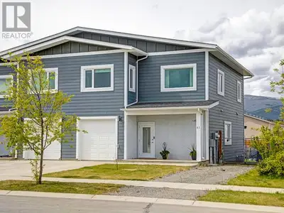 Click the VIDEO and take a TOUR today! Quick possession is possible with this beautiful and highly d...