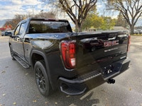 Welcome to Murray Buick GMC - Penticton Our 2024 GMC Sierra 1500 Elevation Crew Cab 4X4 is ready to... (image 4)