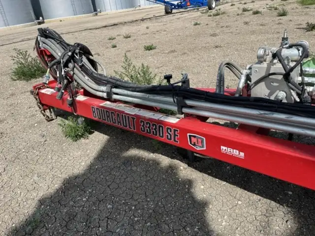 2023 Bourgault 3330 SE in Farming Equipment in Swift Current - Image 5