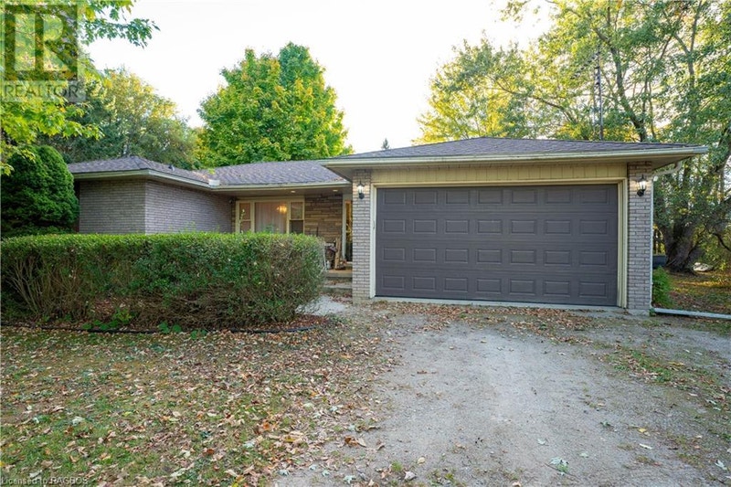 559146 IRISH BLOCK Road Annan, Ontario Houses for Sale Owen Sound