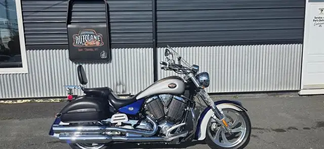 2005 Victory Motorcycle Unlisted Item in Street, Cruisers & Choppers in Bedford - Image 20