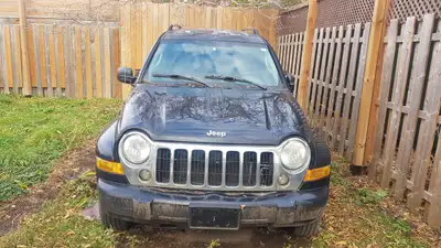 3.7 V6 ENGINE 4X4!! WINTER BEATER!! SNOW THIS SUNDAY!! Runs and Drives Well. $999+tax & licensing. A...