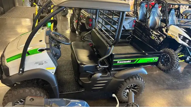 2025 Kawasaki MULE SX 4X4 XC LE in ATVs in Strathcona County - Image 3