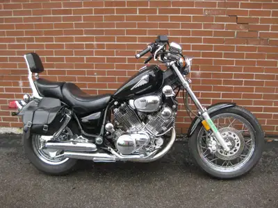 Welcome New Riders! Financing Options Available! Few motorcycles can boast the heritage of Yamahas V...