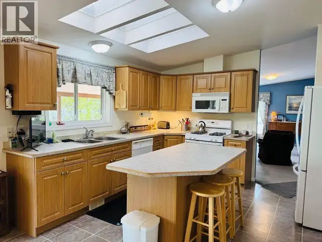 3722 CARSON ROAD Williams Lake, British Columbia in Houses for Sale in Williams Lake - Image 3