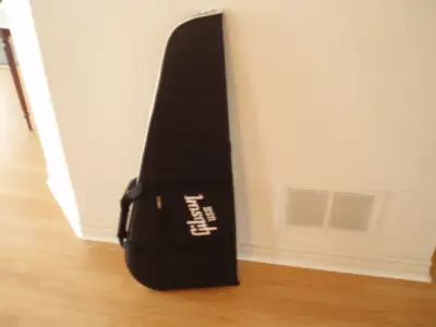 GIBSON  ELECTRIC GUITAR CASE --  BRAND NEW, View more