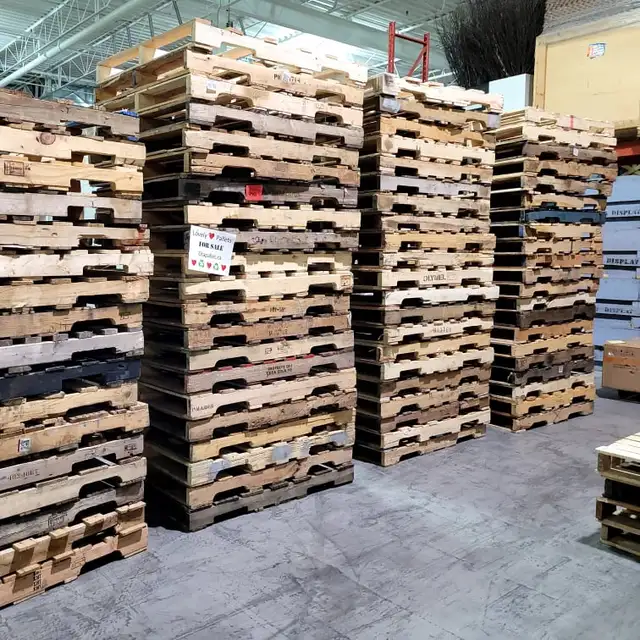 WE HAVE good used cardboard FREE - pallets in stock 4 SALE today in Other in Mississauga / Peel Region - Image 6