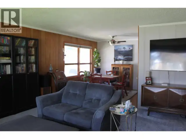 119 2nd Avenue NW Nakusp, British Columbia in Houses for Sale in Nelson - Image 9