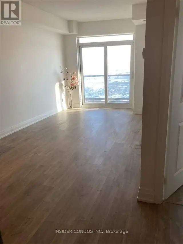 2210 - 3600 HIGHWAY 7 Vaughan (Vaughan Corporate Centre), Ontari in Long Term Rentals in Markham / York Region - Image 6