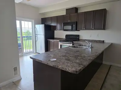 Three Bedroom - great location - close to all amenities!