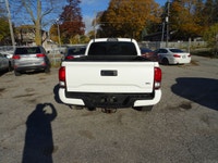 . Engine: V6 Cylinder Engine 3.5L L/100Km City: 13.0 L/100Km Hwy: 10.5 (image 6)