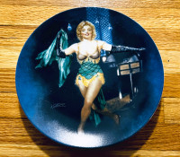 VTG Marilyn LTD Edition Collectors 8” Plate w/Replica Signature