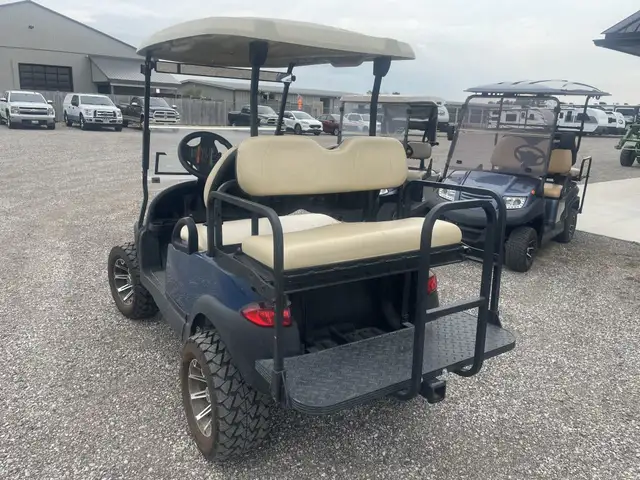 2013 CLUB CAR 4 SEATER in ATVs in Kitchener / Waterloo - Image 10