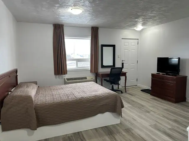 Studio Apt Furnished as Hotel Suite in Long Term Rentals in Ottawa - Image 2