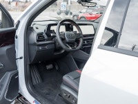 22 Inch Wheels | Trailering Pkg | HD Surround Vision | Hands-Free Liftgate | Perforated Leather/ Hea... (image 7)