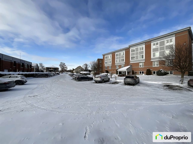 $414,500 - Condominium for sale in Granby — photo 3