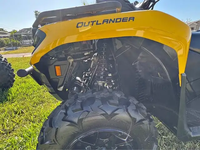 2024 CAN-AM OUTLANDER 700 XT-FINANCE AVAILABLE!  in ATVs in Dartmouth - Image 7