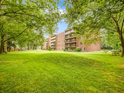 Building Description $1000 OFF FIRST MONTHS RENT FOR MILITARY & EMERGENCY RESPONDERS* *Conditions ap...