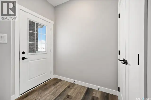 214 Fortosky CRESCENT Saskatoon, Saskatchewan in Houses for Sale in Saskatoon - Image 3