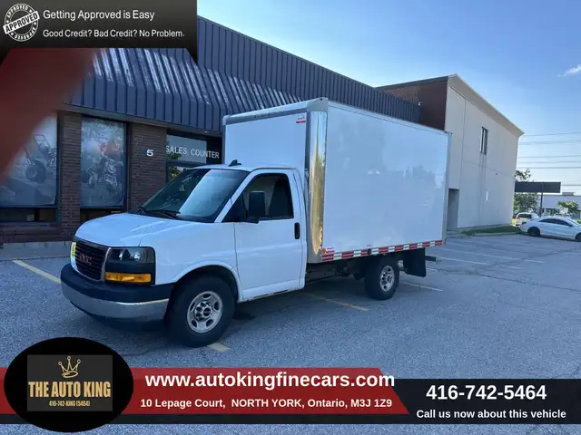 2019 GMC Savana Commercial Cutaway EXCELLENT CONDITION***** READ in Cars & Trucks in City of Toronto - Image 2