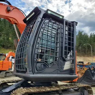 Heavy duty excavator FOPS and guarding manufactured by Tysea Mfg. Tysea's line of Excavator Guarding...