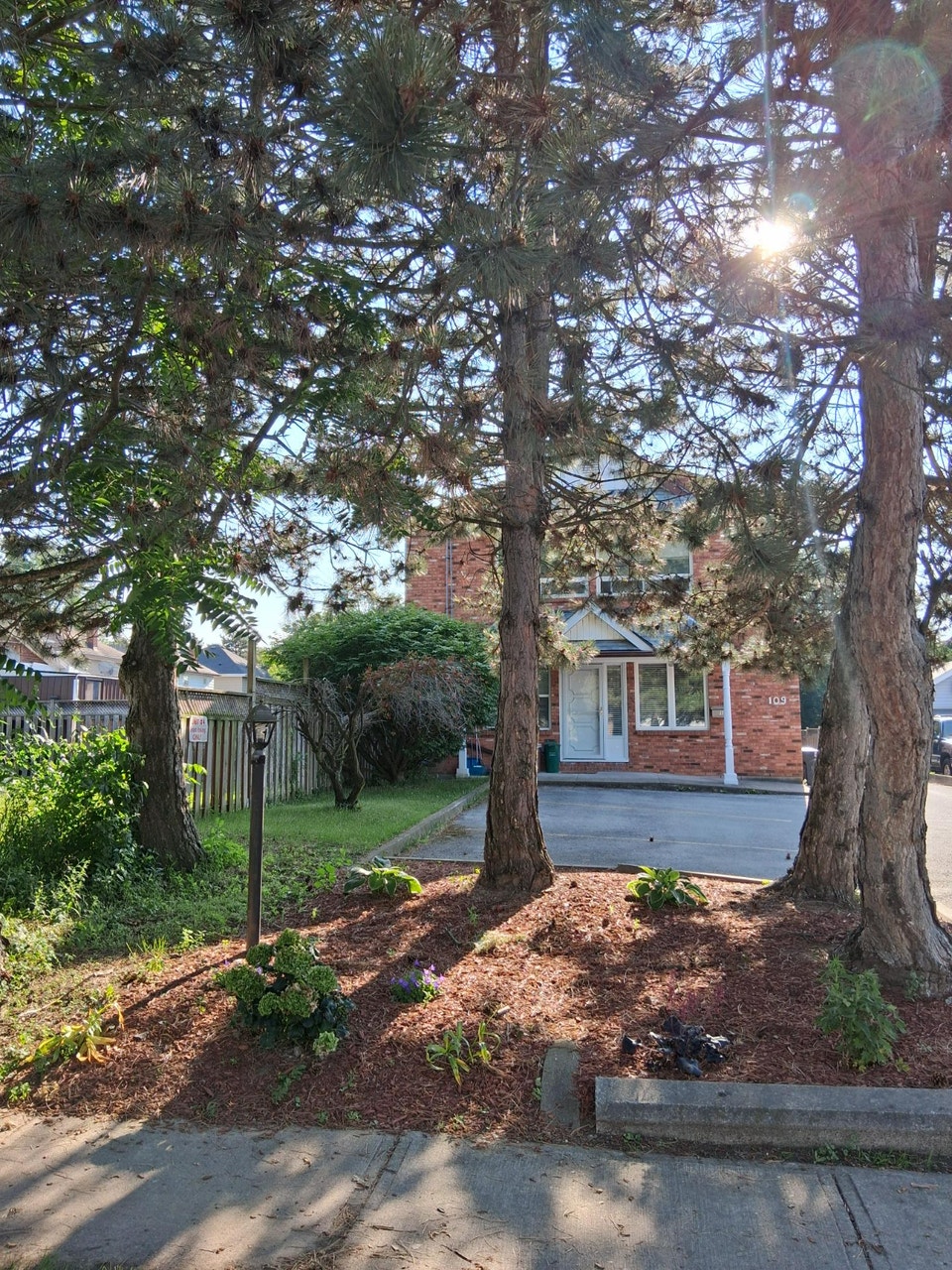 Large Bachelor w/ Private Front Porch! | Long Term Rentals | St ...