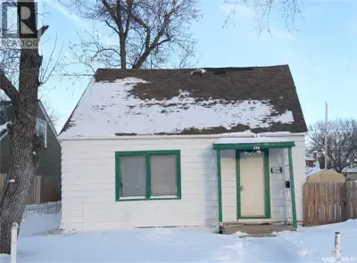 Welcome to this cute and cozy home located on a quiet street in Regina! This charming property offer...