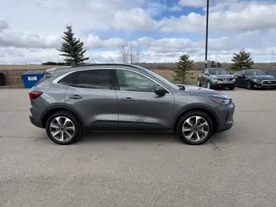 2024 FORD ESCAPE PLATINUM AWD Mileage 23.758 KM Engine :2.0L EcoBoost Transmission: Automatic Stock...