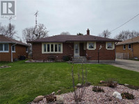 260 McNaughton AVENUE West Chatham, Ontario