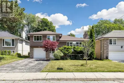 Welcome to 79 Heathview Avenue ** Updated and Renovated - Wonderful family Home in the Highly Sought...
